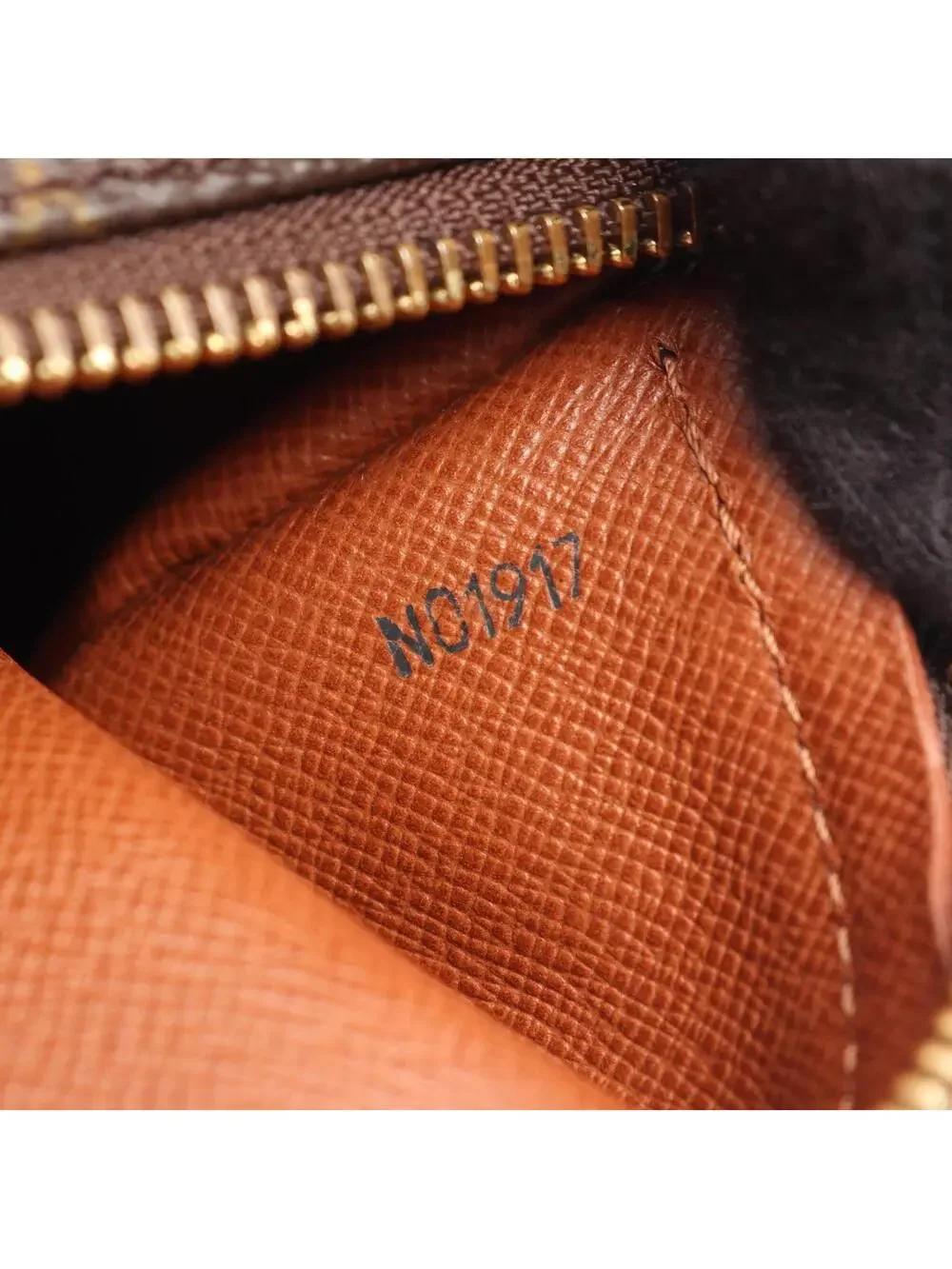 Louis Vuitton Papillon 30 Shoulder #300281L82B
